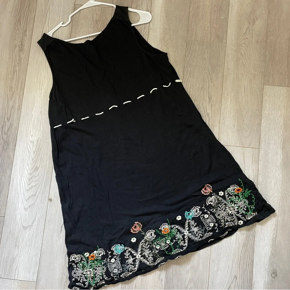 Future Paradise Linen Floral Embroidered String Waist Dress Black (Large) summer